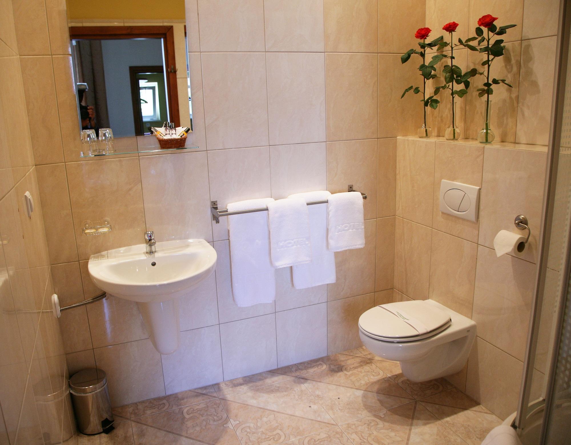 Aparthotel Globus Краков Экстерьер фото
