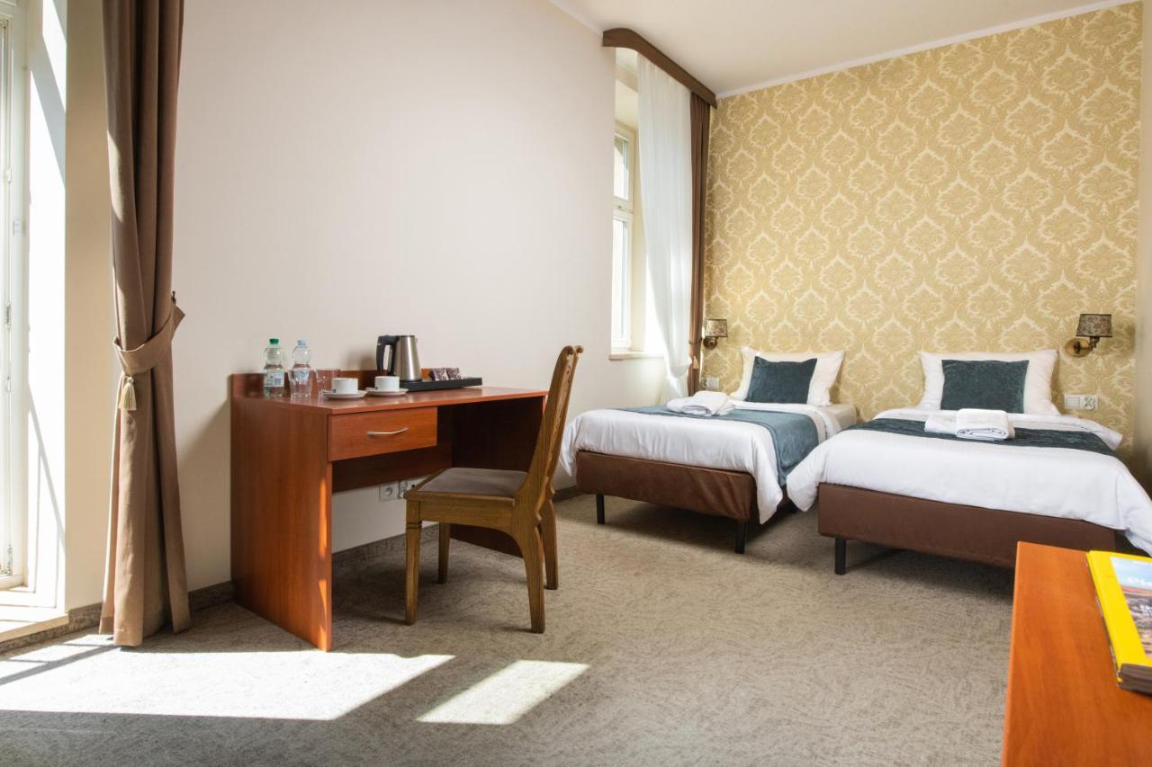 Aparthotel Globus Краков Экстерьер фото
