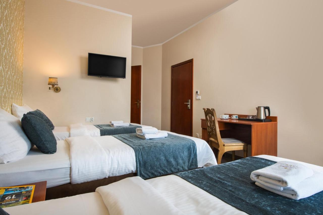 Aparthotel Globus Краков Экстерьер фото
